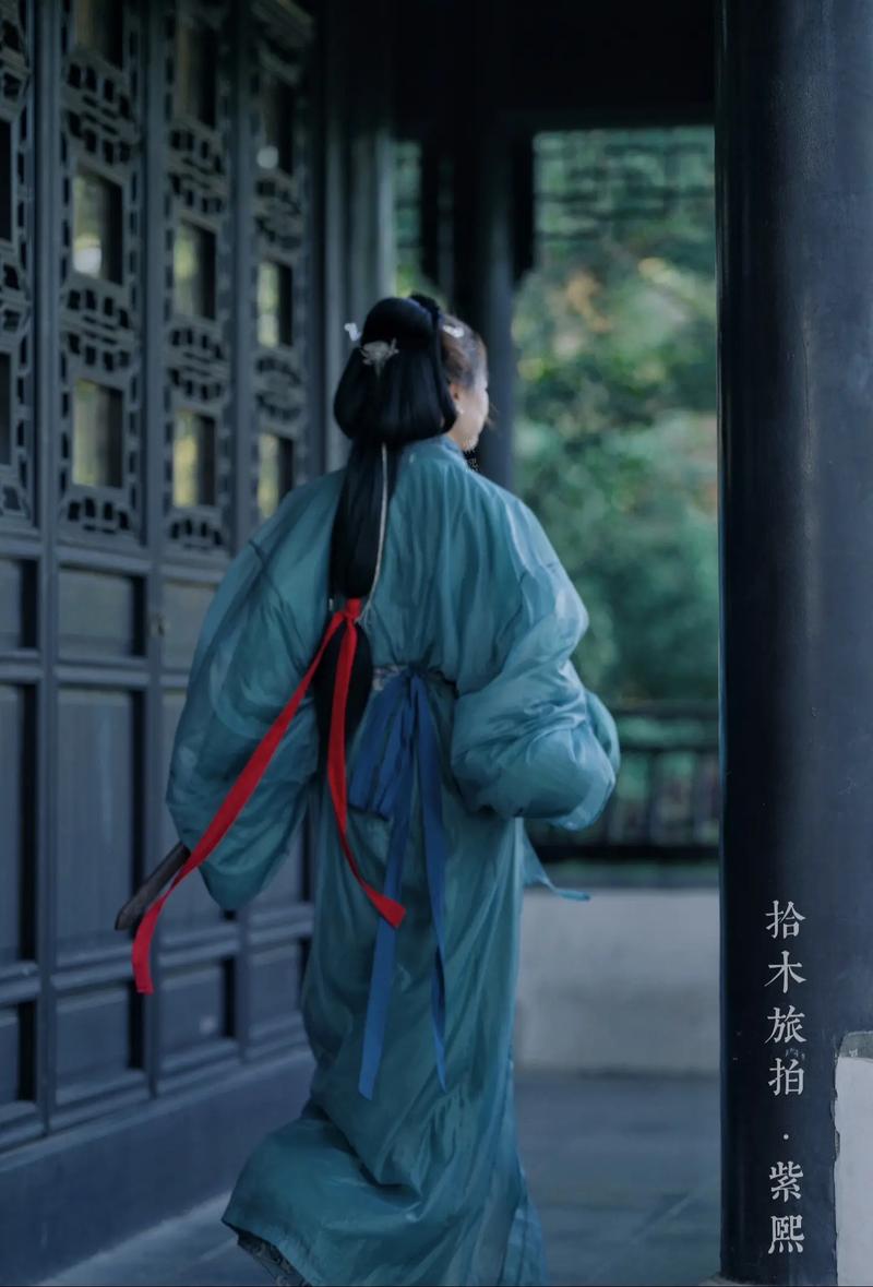 旧时袍梦相逢 旧时袍梦相逢